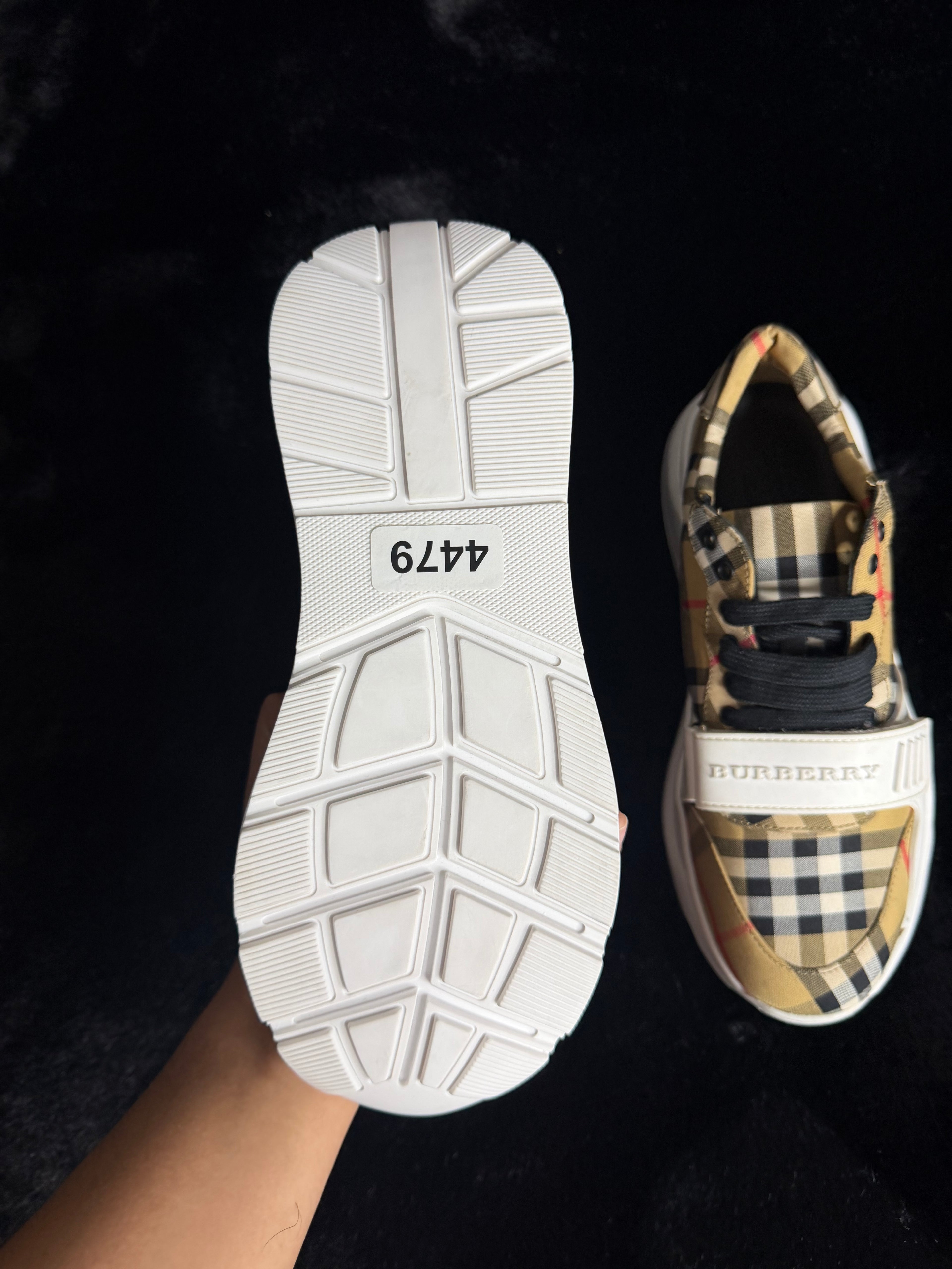 Burberry Ramsey Sneakers Size 38
