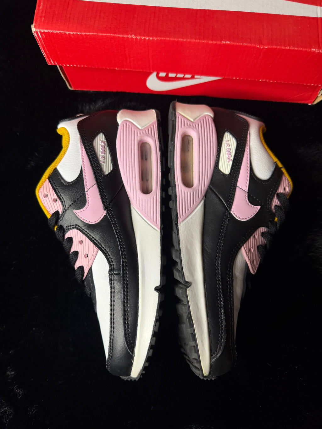 Nike airmax size 4