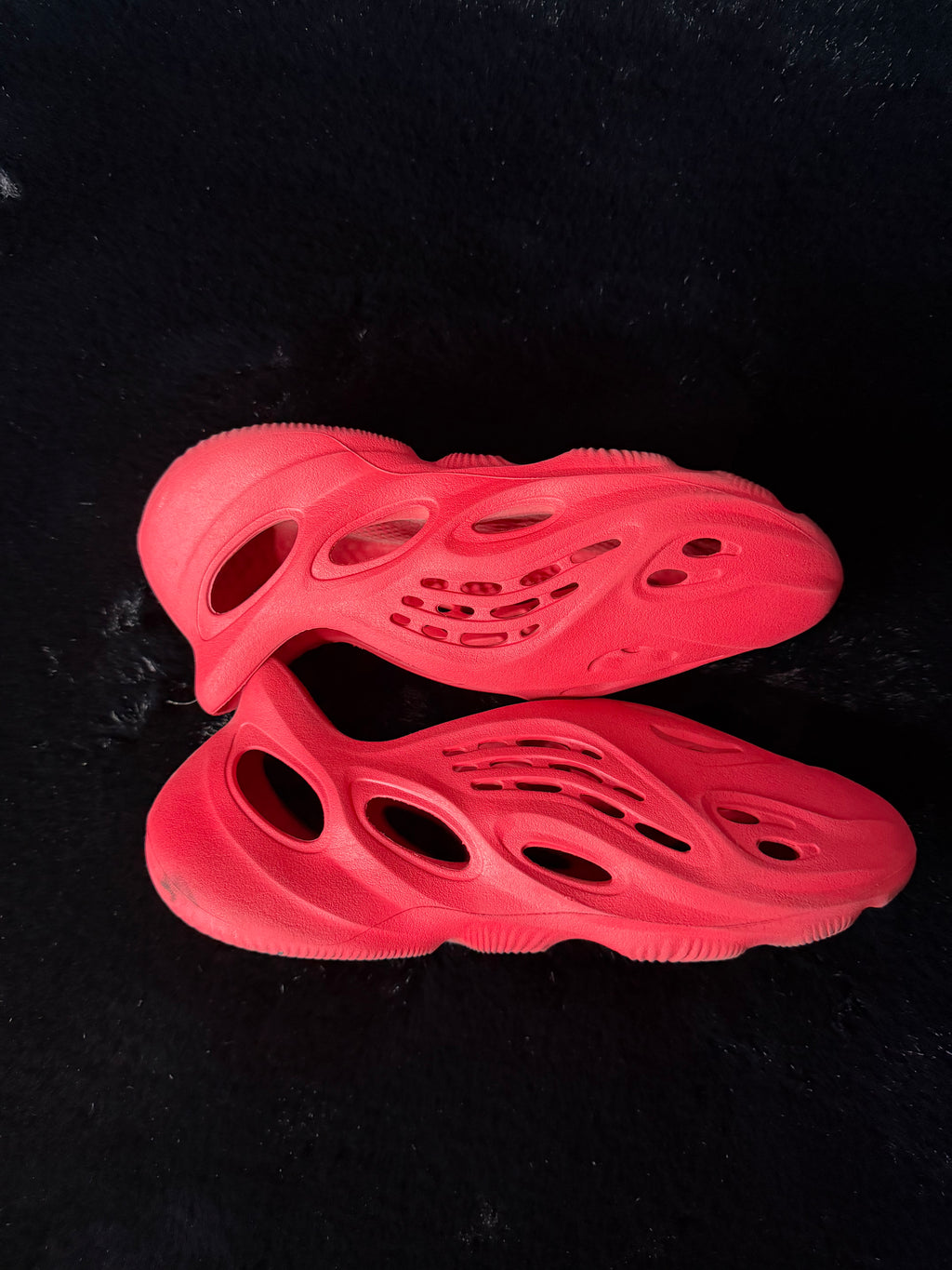 Yeezy foam runner size 6