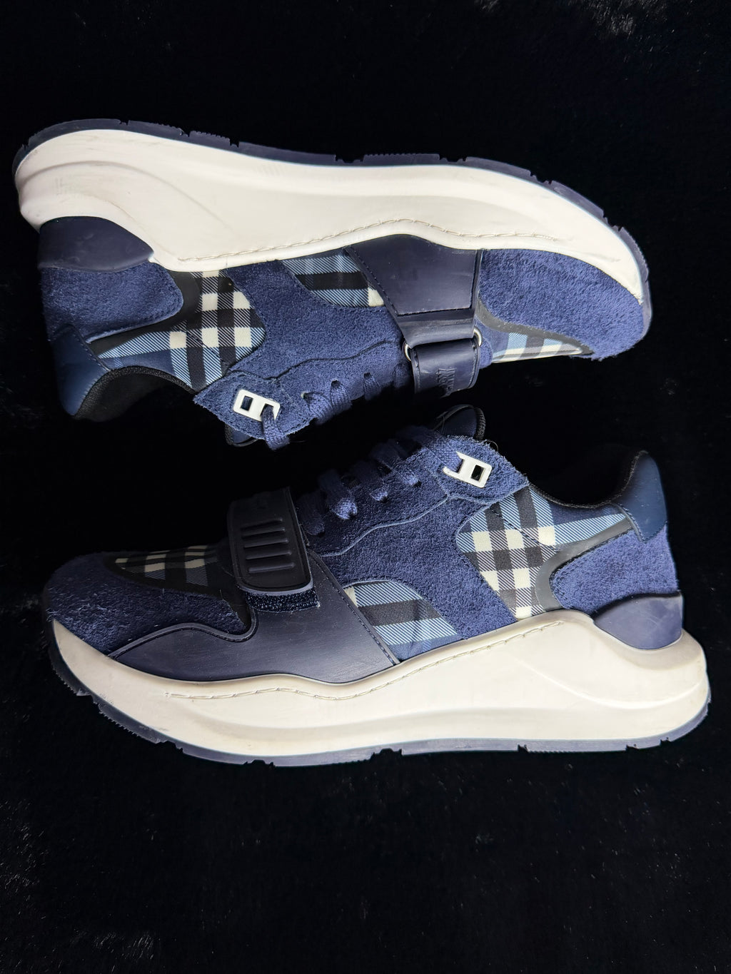 Burberry Ramsey Sneakers Size 40.5