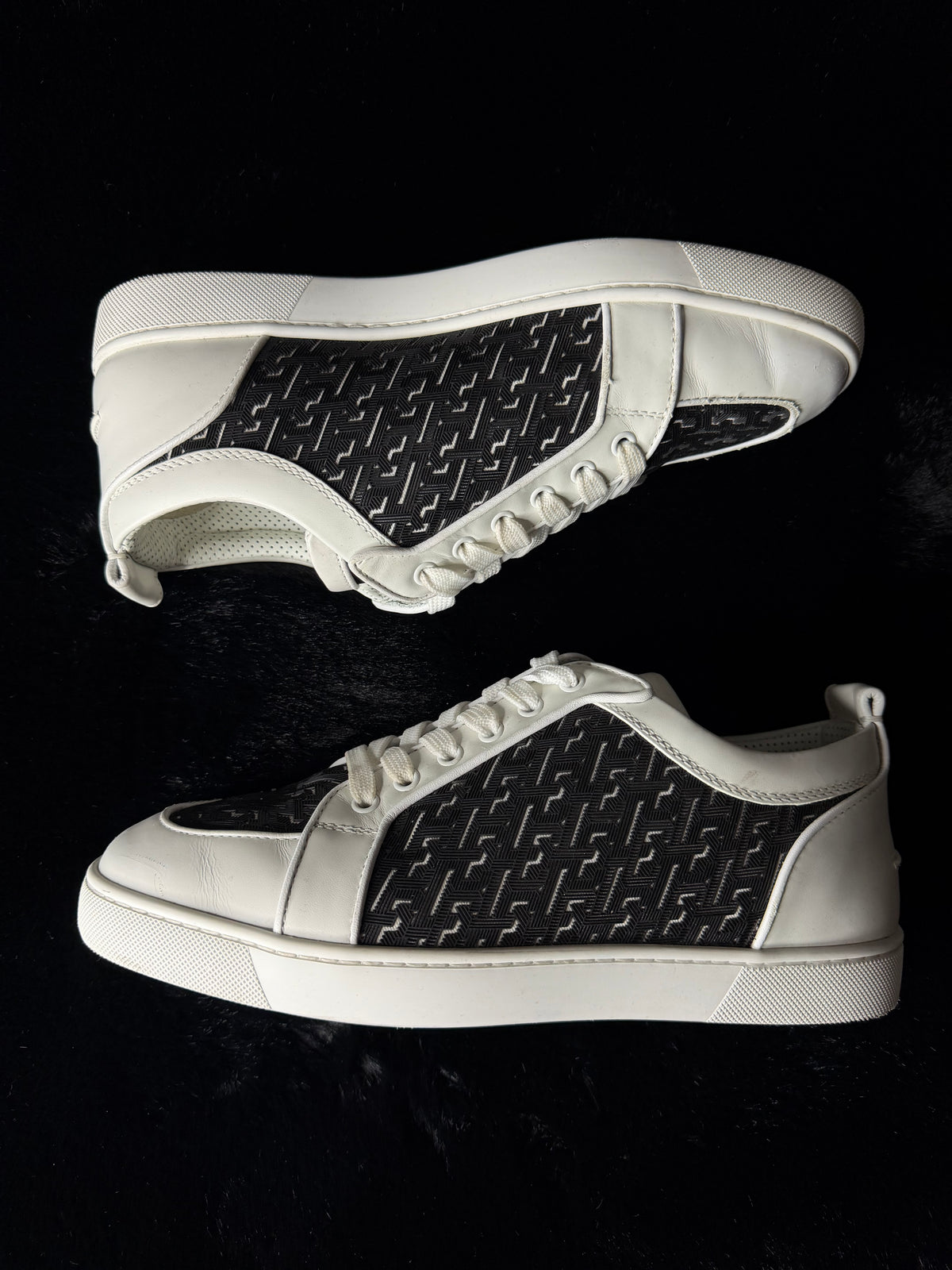 Christian Louboutin Low Size 43