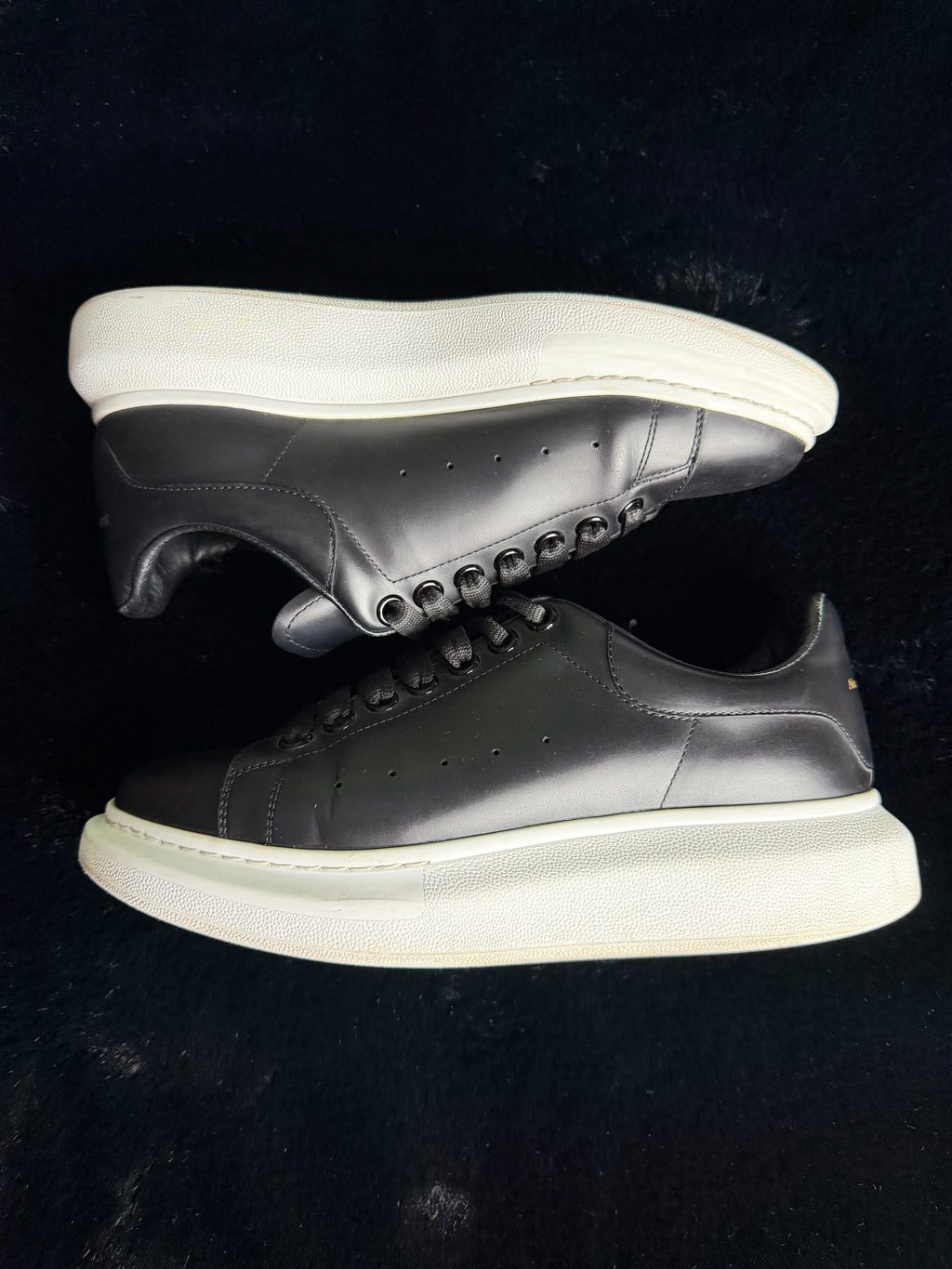 Alexander Mcqueen Black Size 40