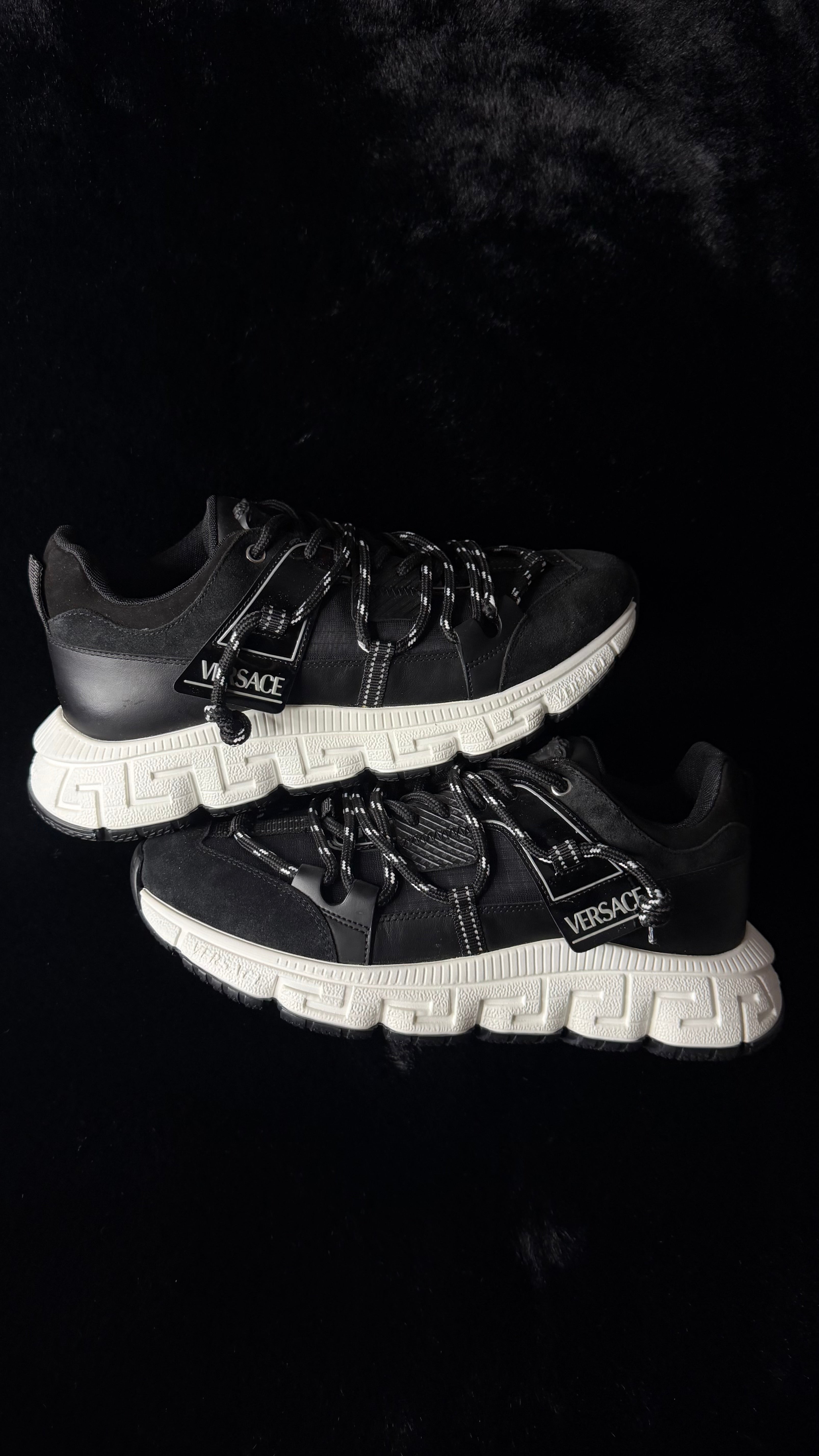 Versace Trigreca V2 Size 40