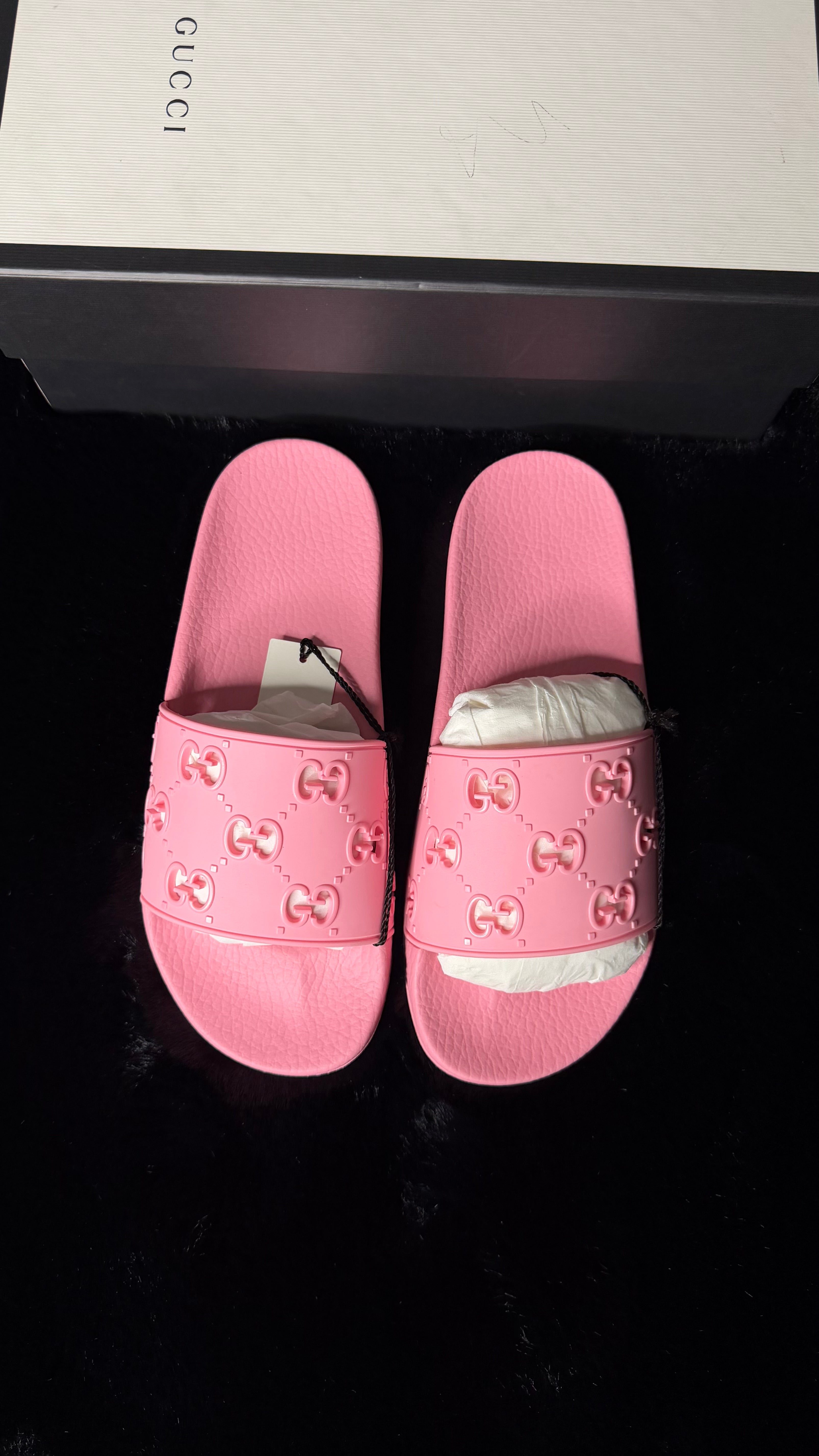 Gucci Pink Slides Size 39