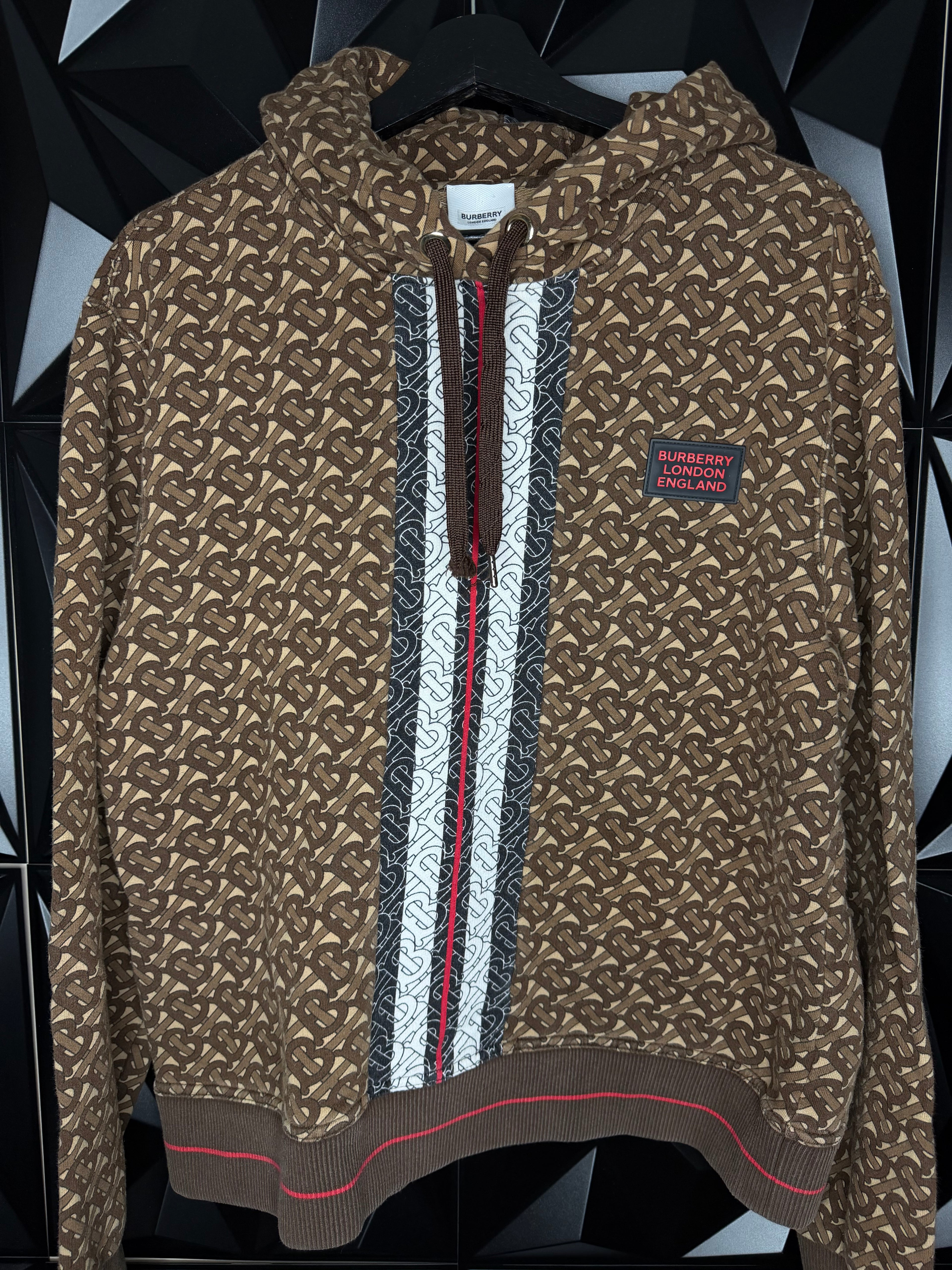 Burberry Print Hoodie Size Large