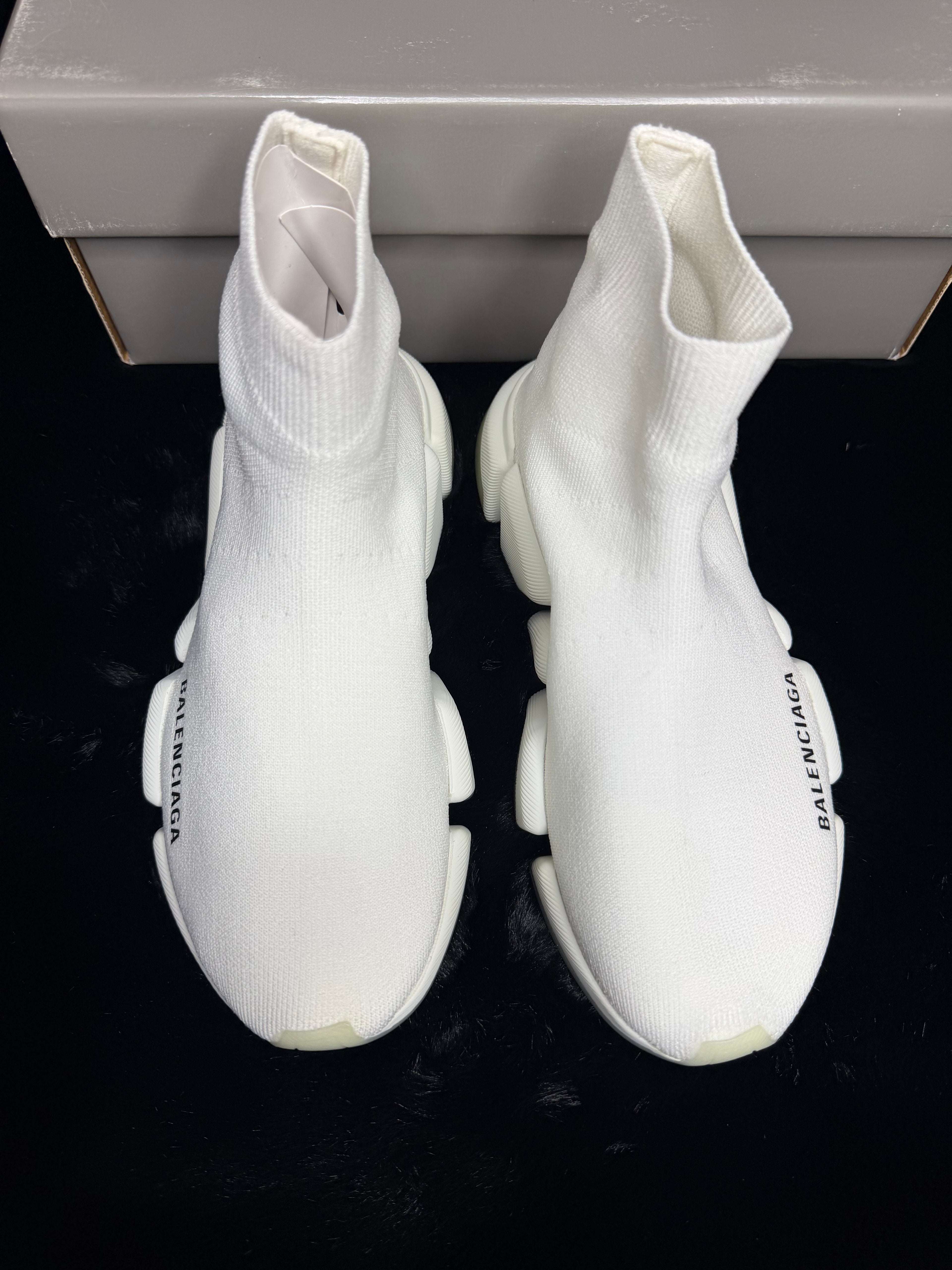 Balenciaga 2.0 Triple White size 35 (5-5.5w)