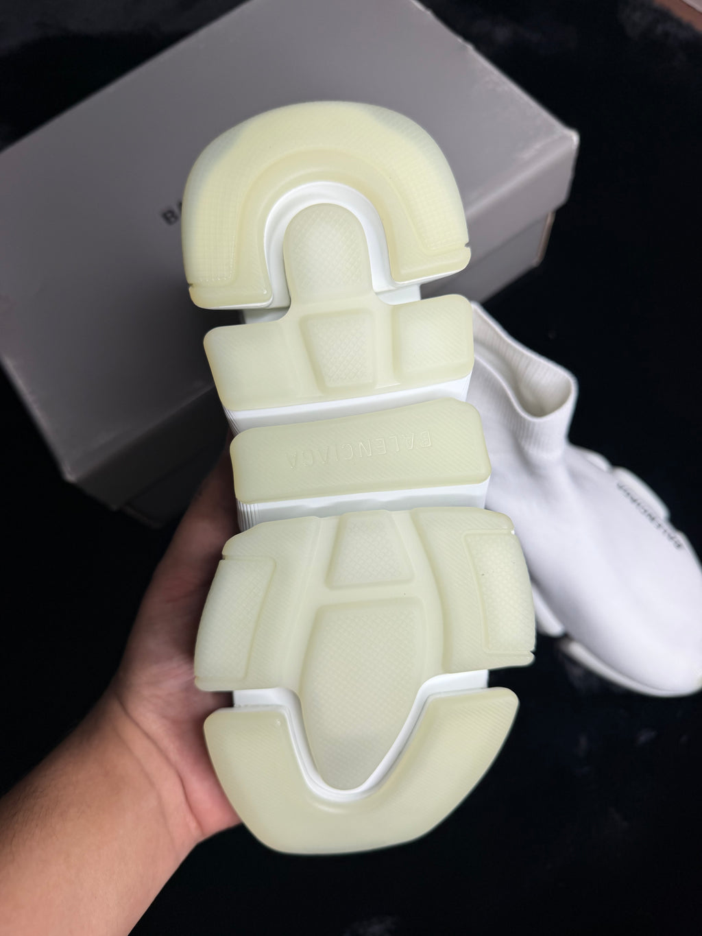 Balenciaga 2.0 Triple White size 35 (5-5.5w)