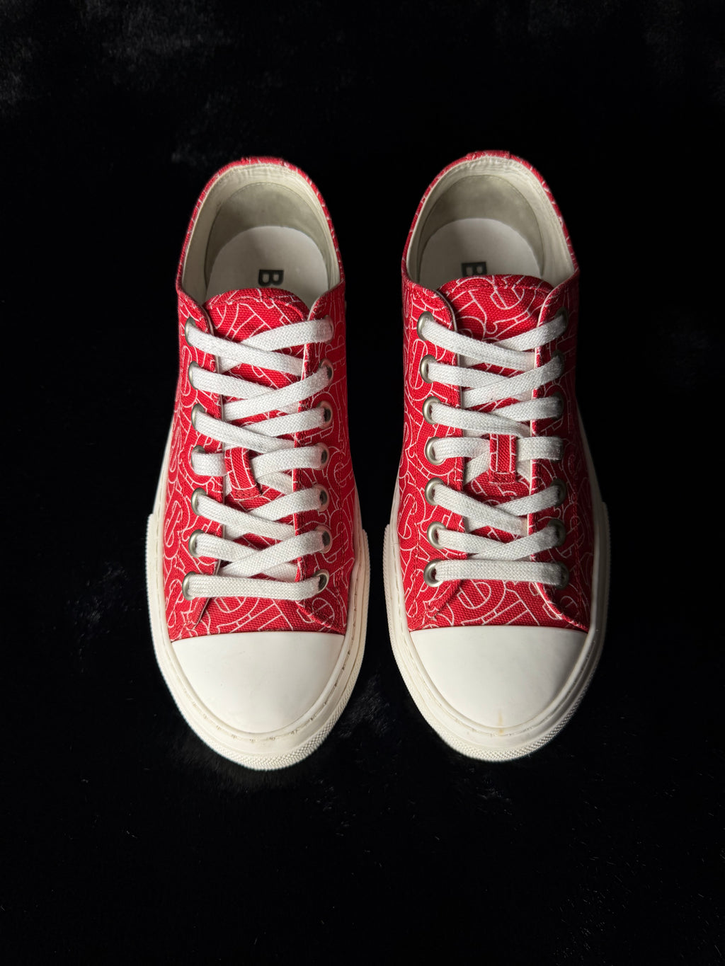 Burberry Chuck Red Size 41.5