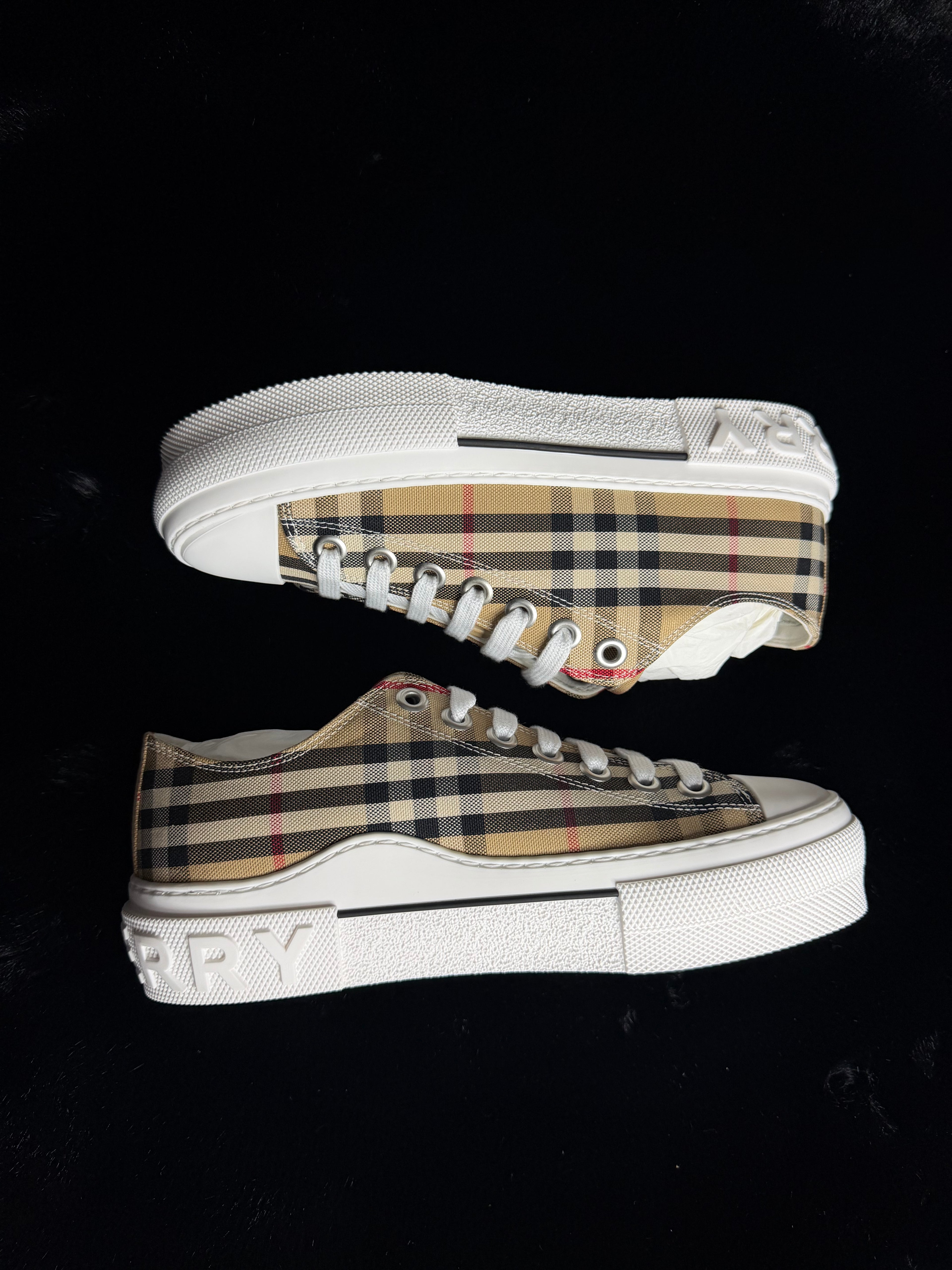 Burberry Jack Vintage Check size 38.5
