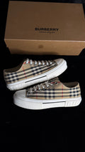 Burberry Check OG Size 39.5