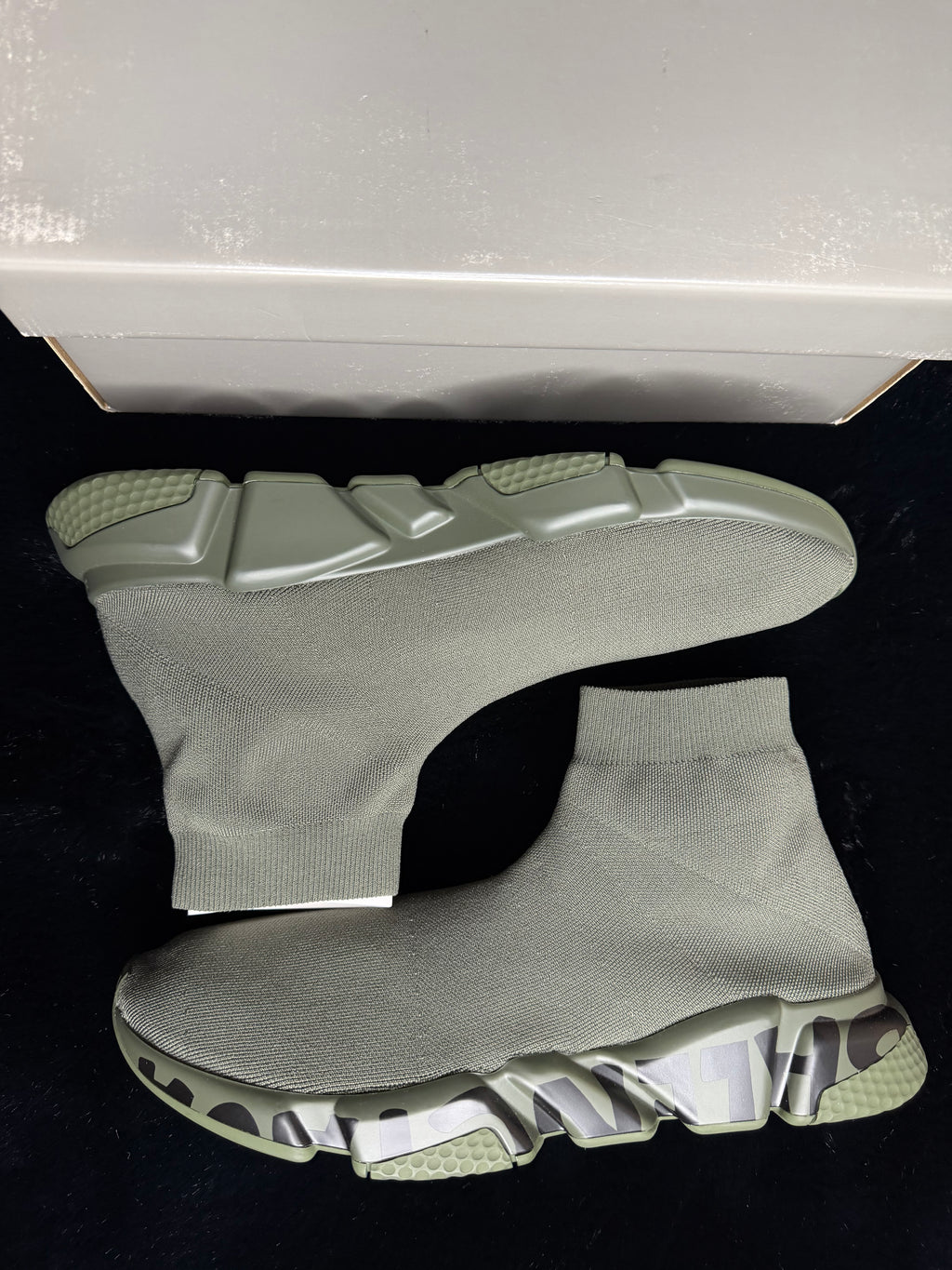 Balenciaga Speed Graffiti Green Size 47,48