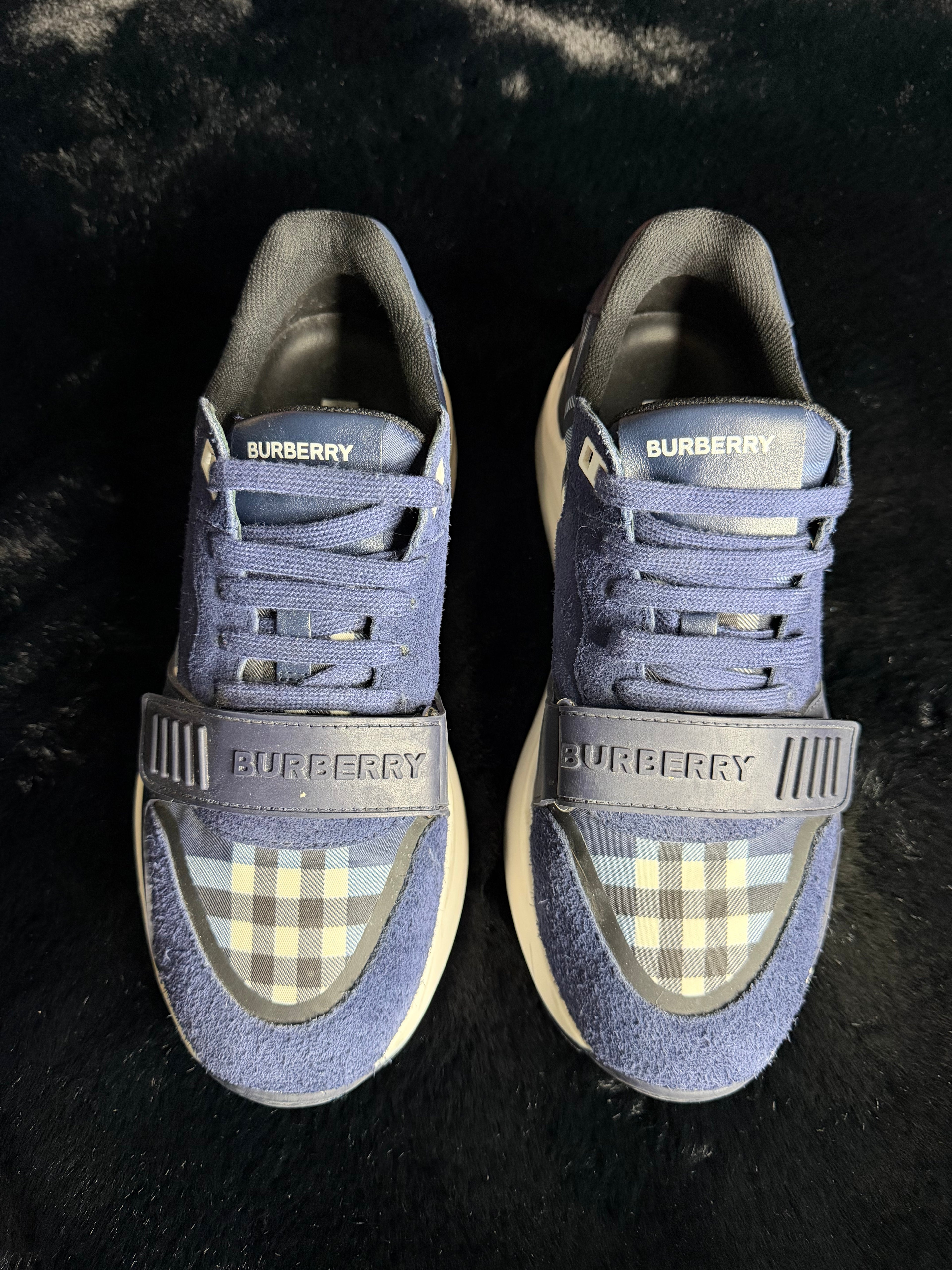 Burberry Ramsey Sneakers Size 40.5