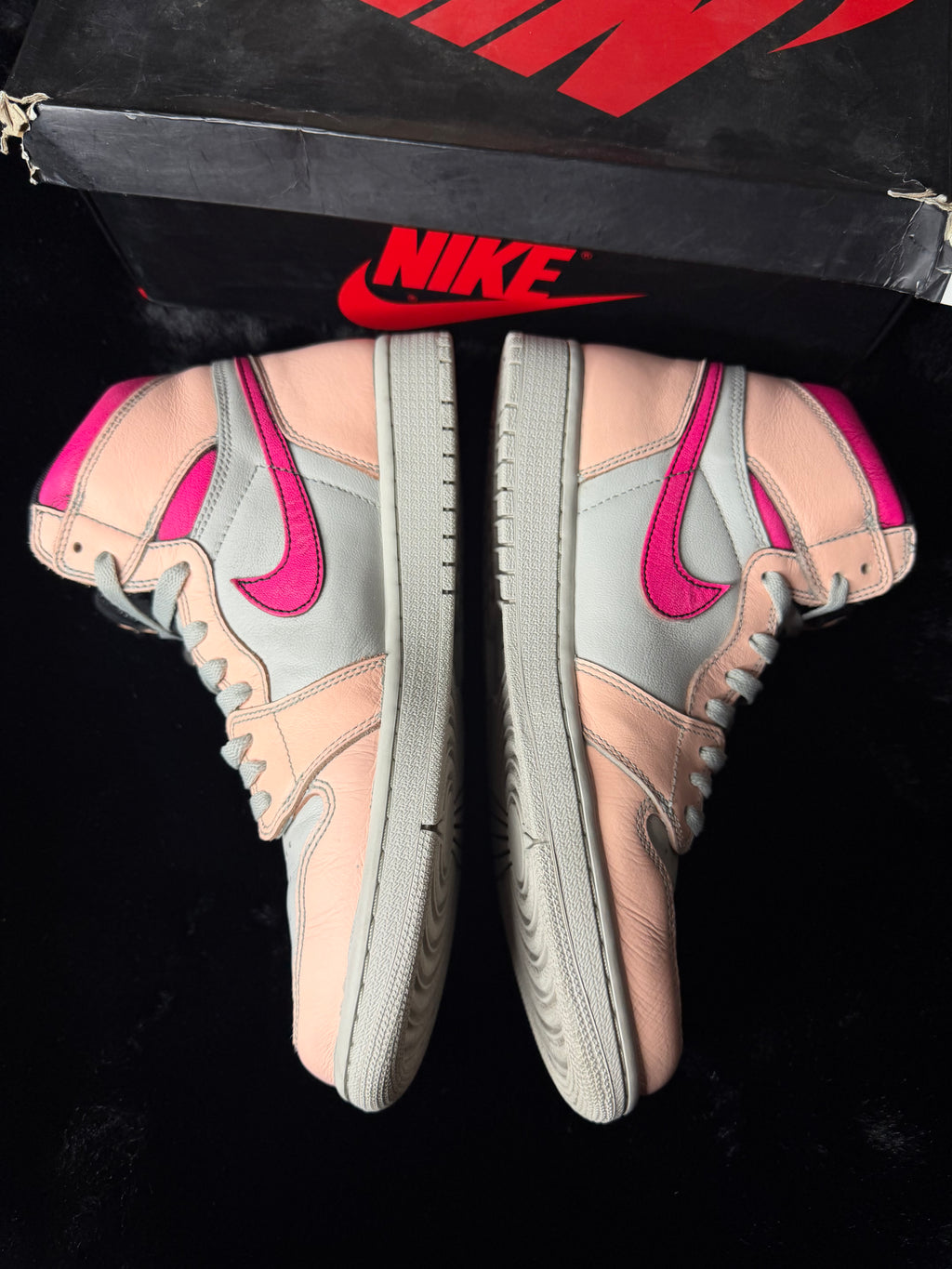 Jordan 1 size 10.5