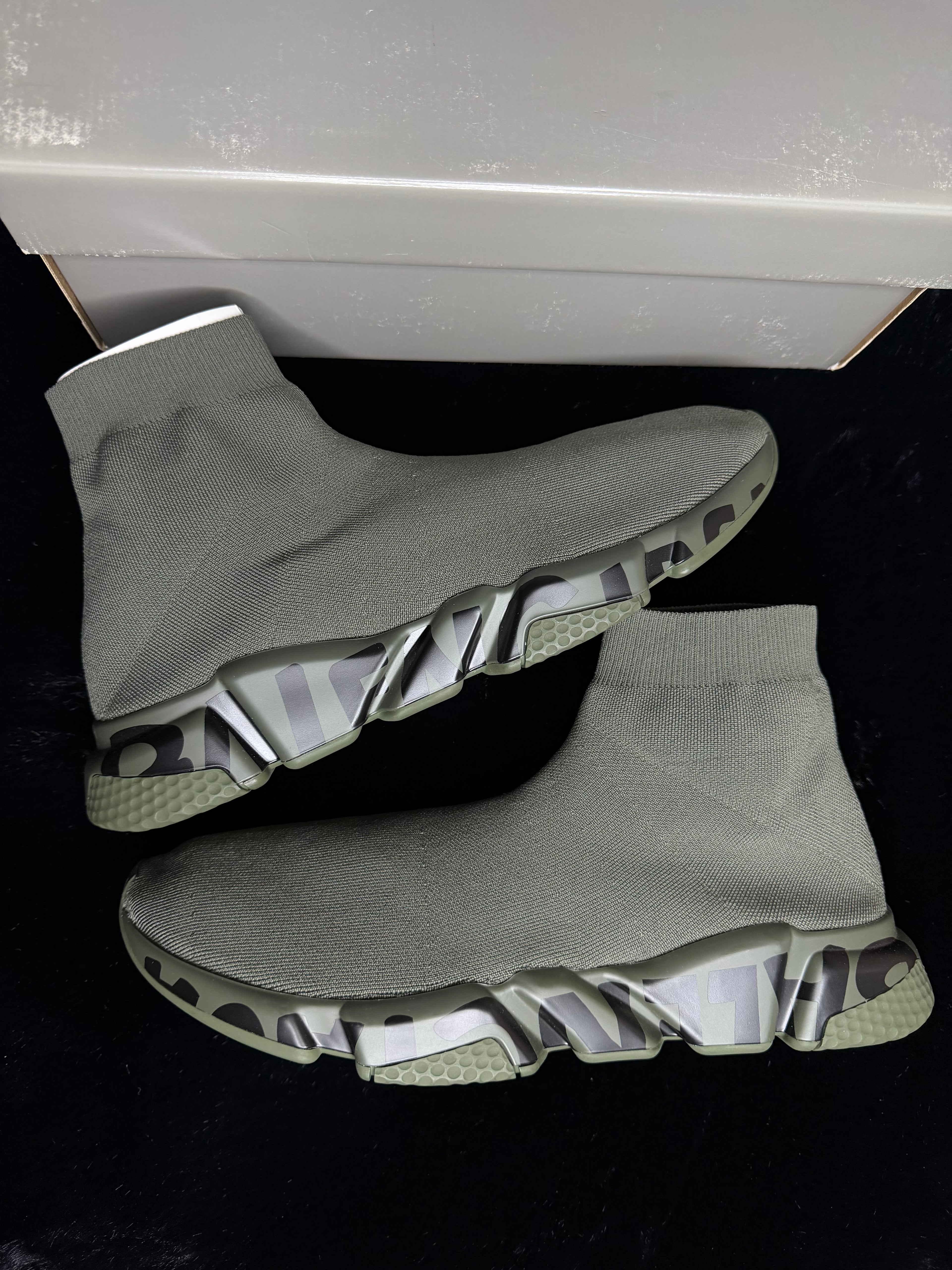 Balenciaga Speed Graffiti Green Size 47,48