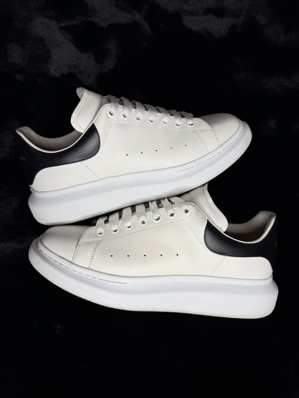 Alexander mcqueen White Black Size 45