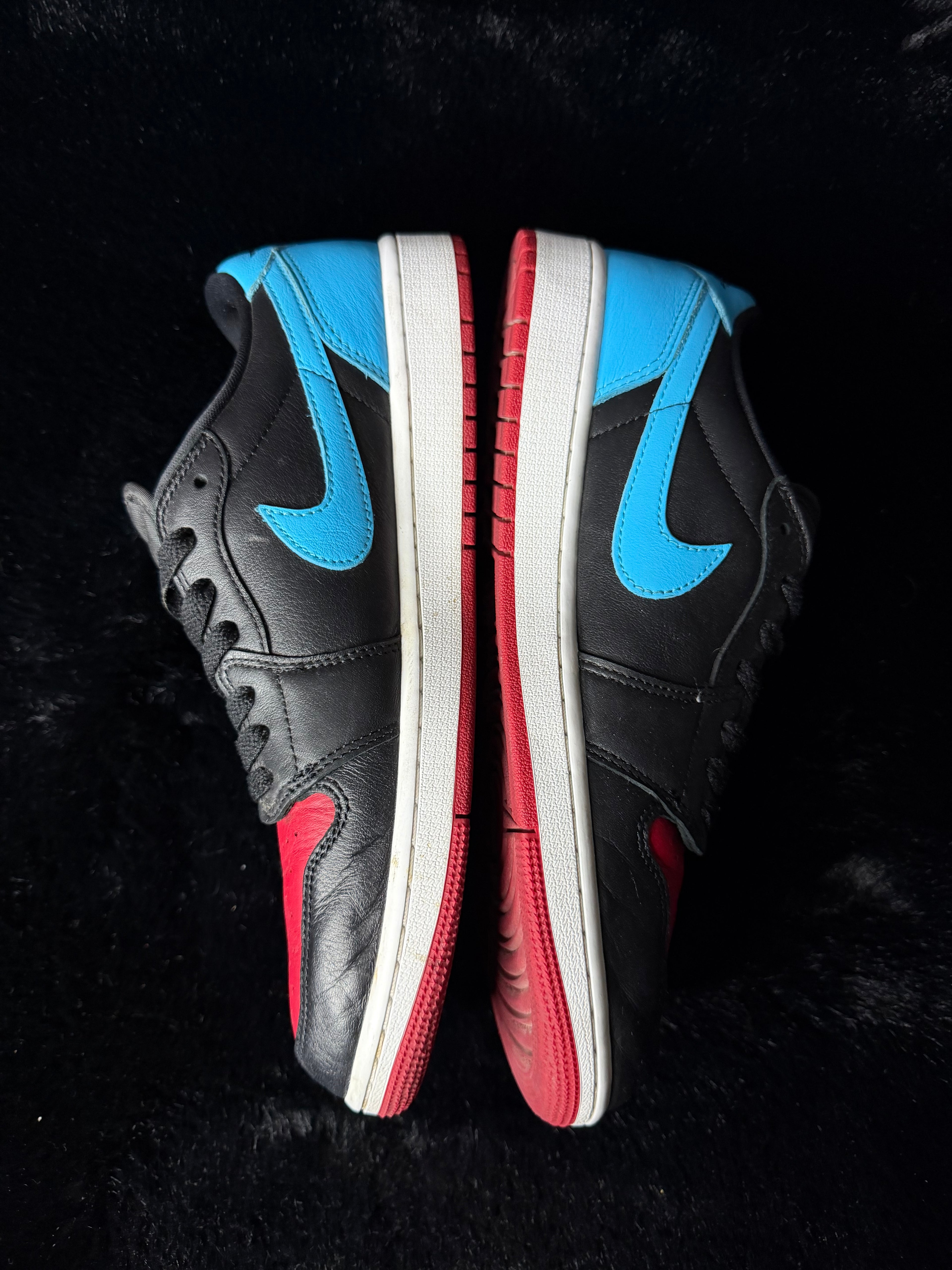 Jordan 1 low size 9.5