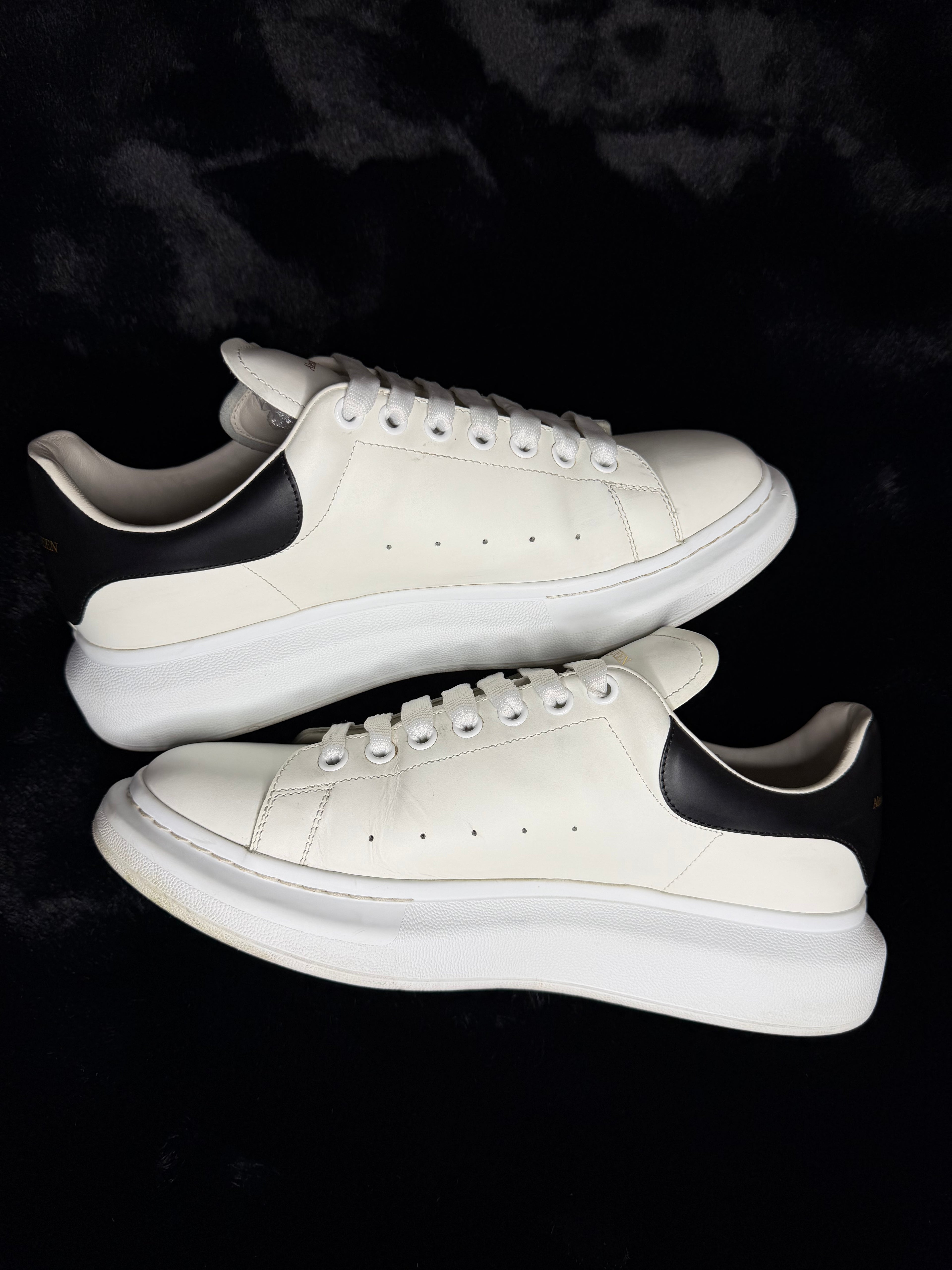 Alexander mcqueen White Black Size 45