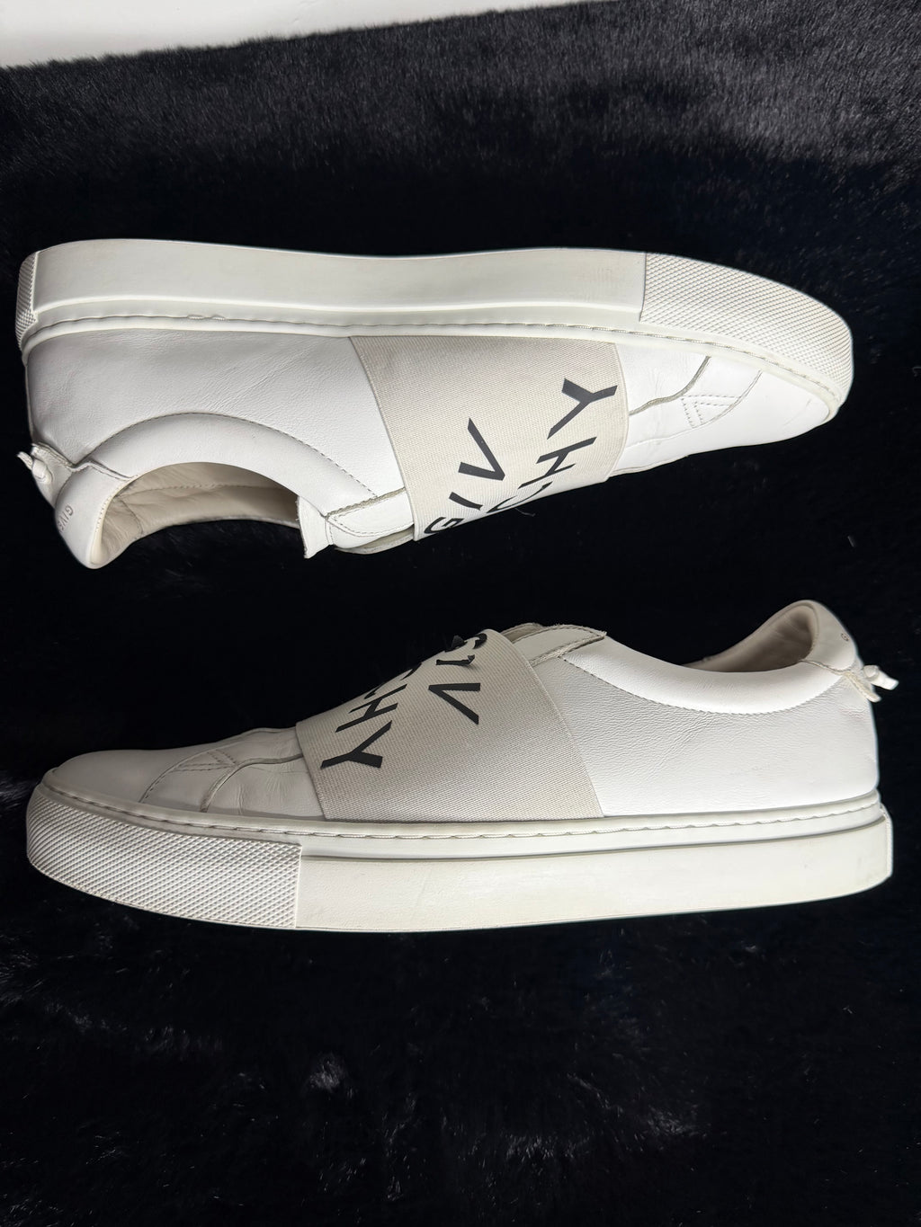 Givenchy white Sneakers Size 41