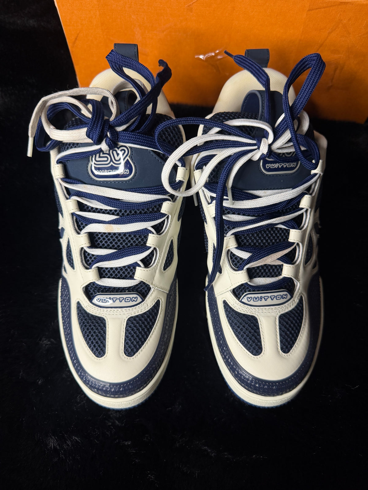 Louis Vuitton Skates Blue Size 7LV