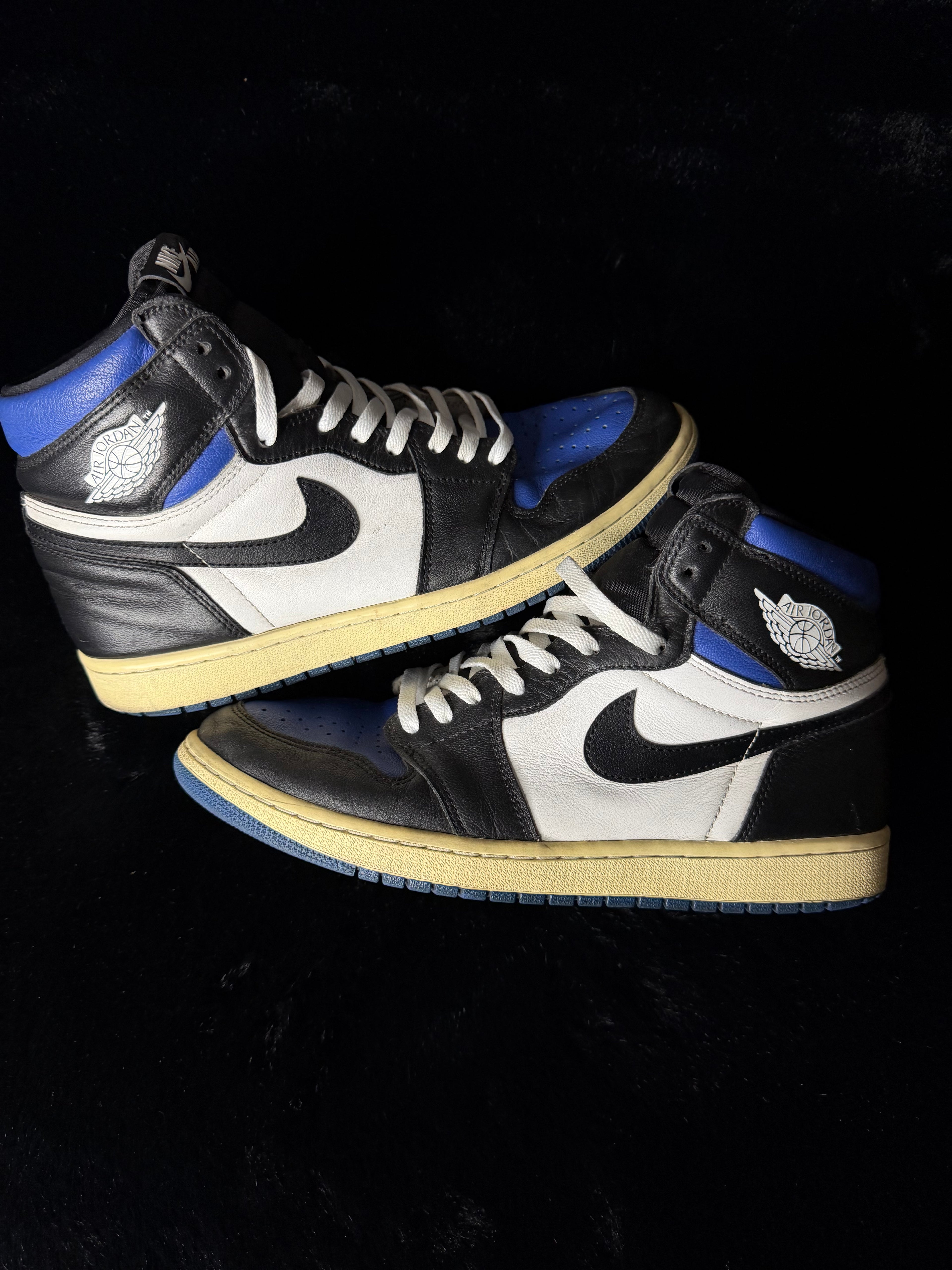 Jordan 1 royal toe size 11