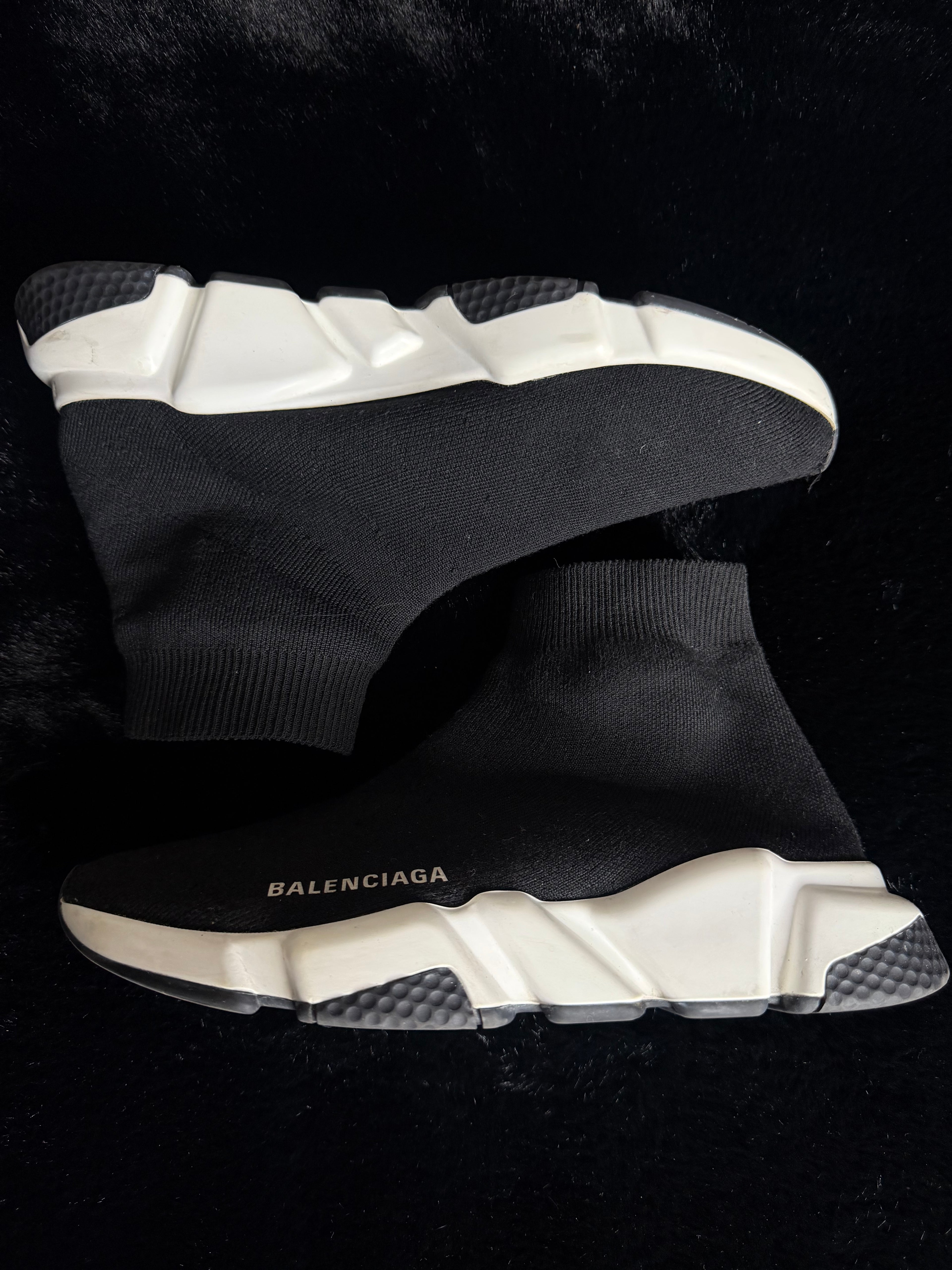 Balenciaga Speed Black/White Size 39