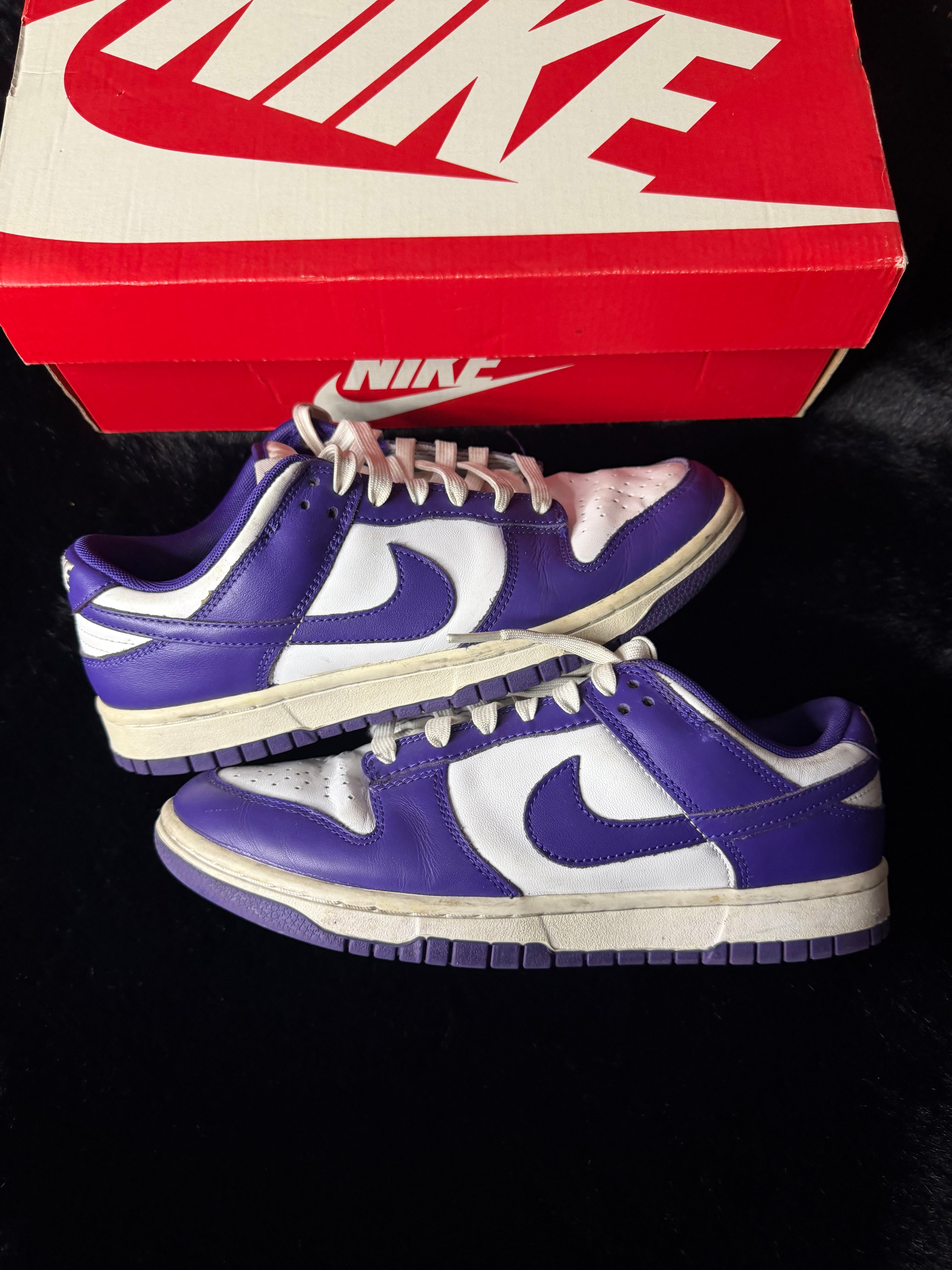 Nike dunk court purple size 7.5