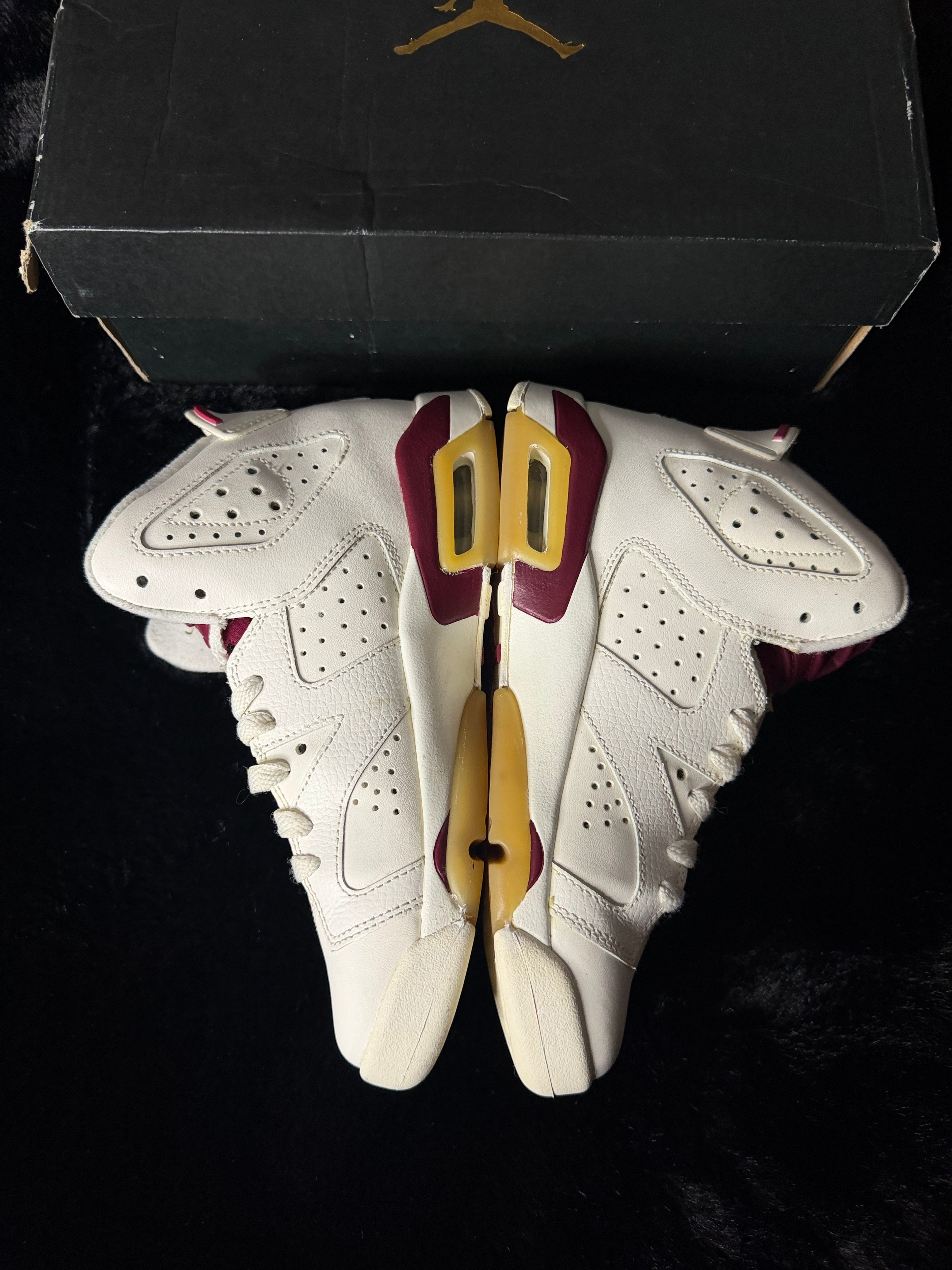 Jordan 6 size 4.5