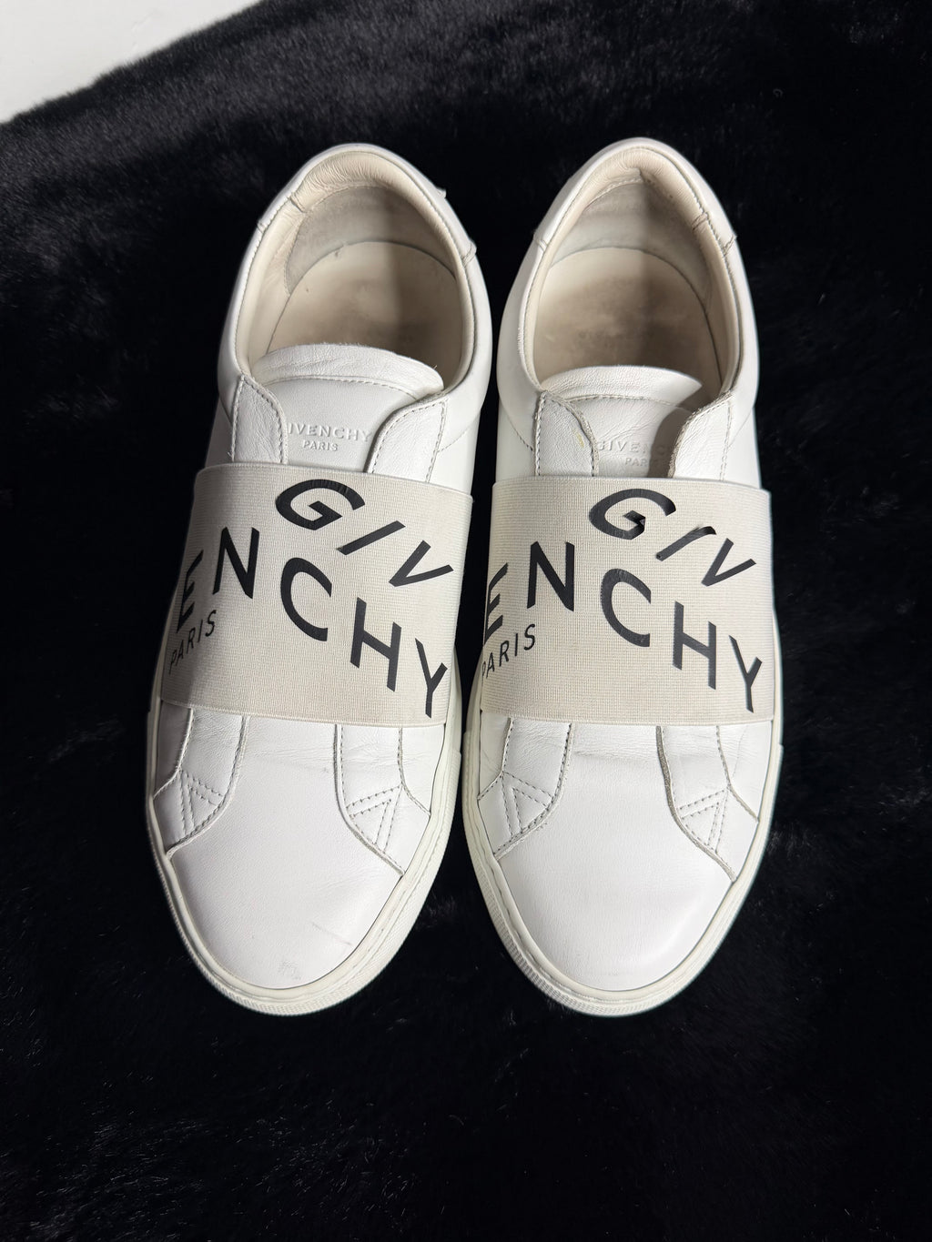 Givenchy white Sneakers Size 41