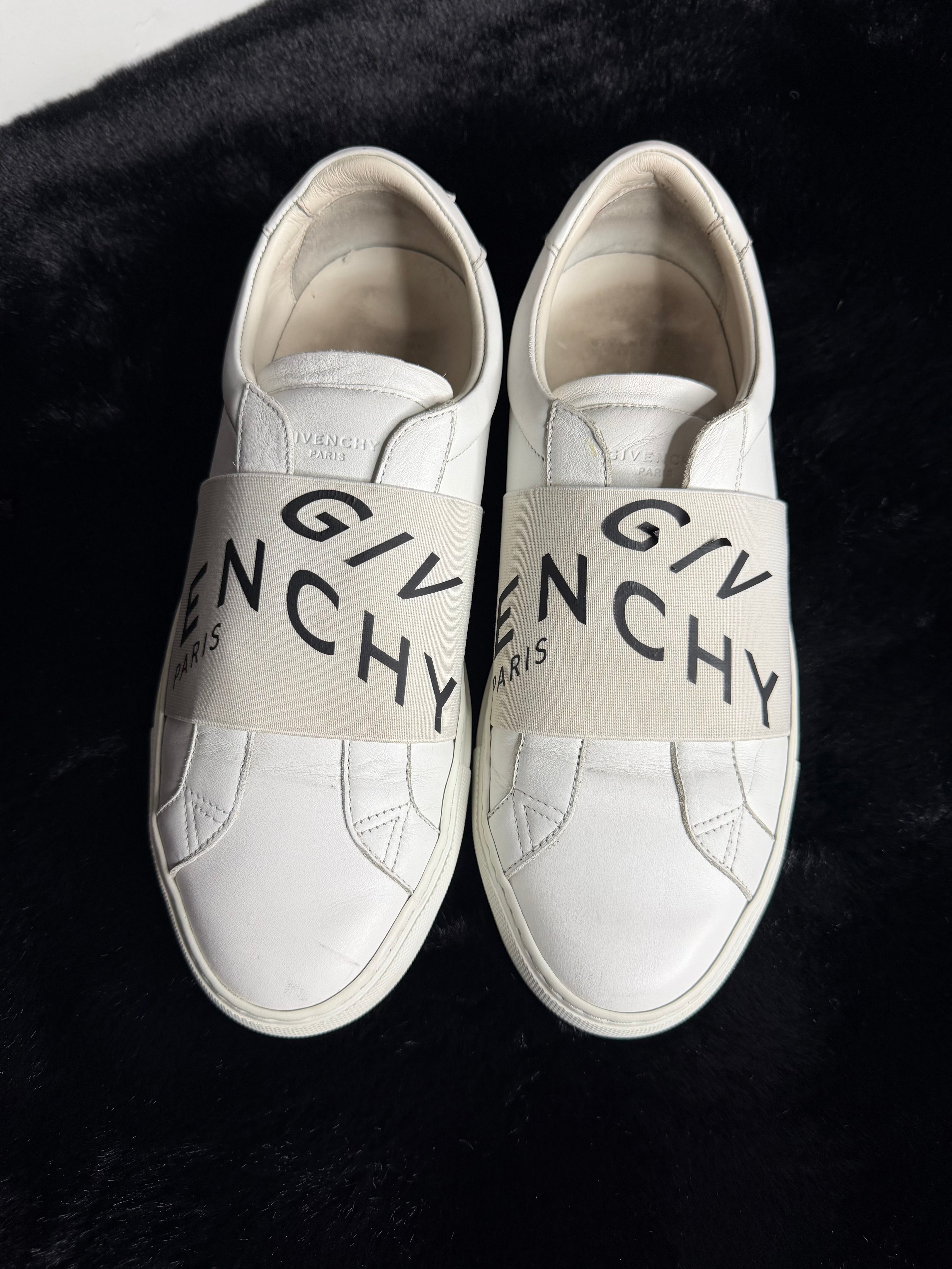 Givenchy white Sneakers Size 41