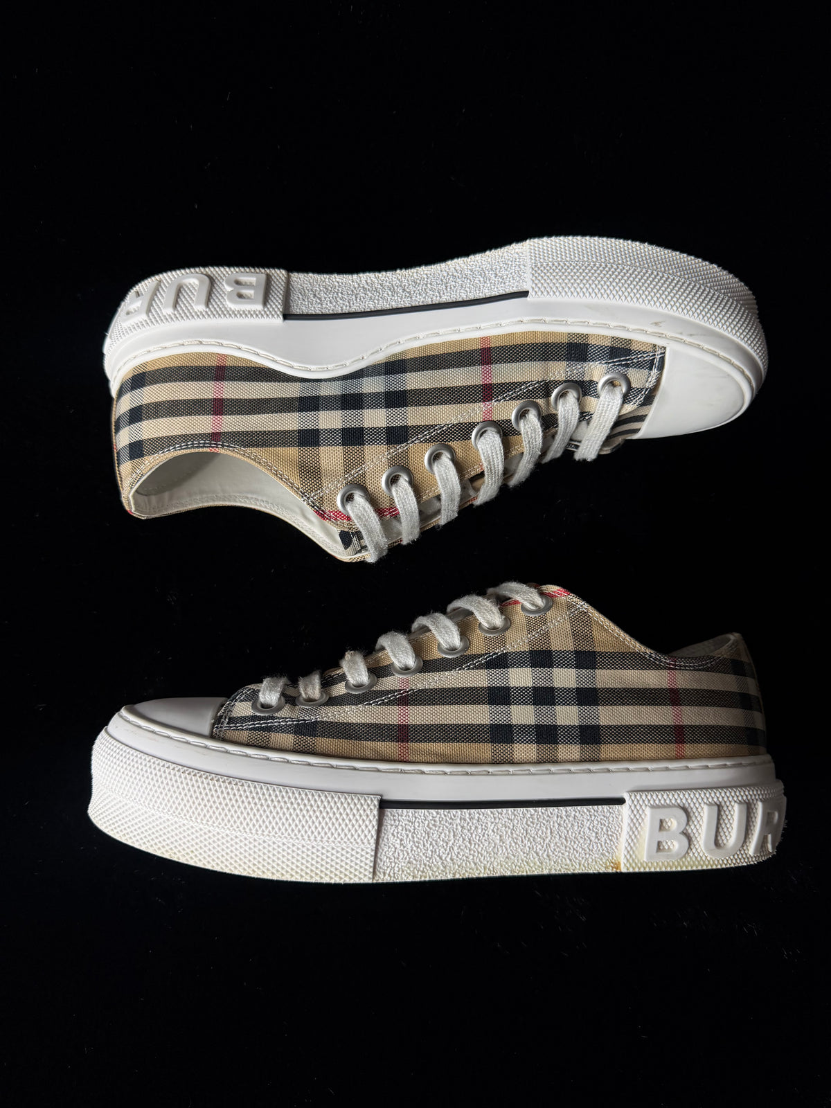 Burberry Chuck Sneaker Size 38
