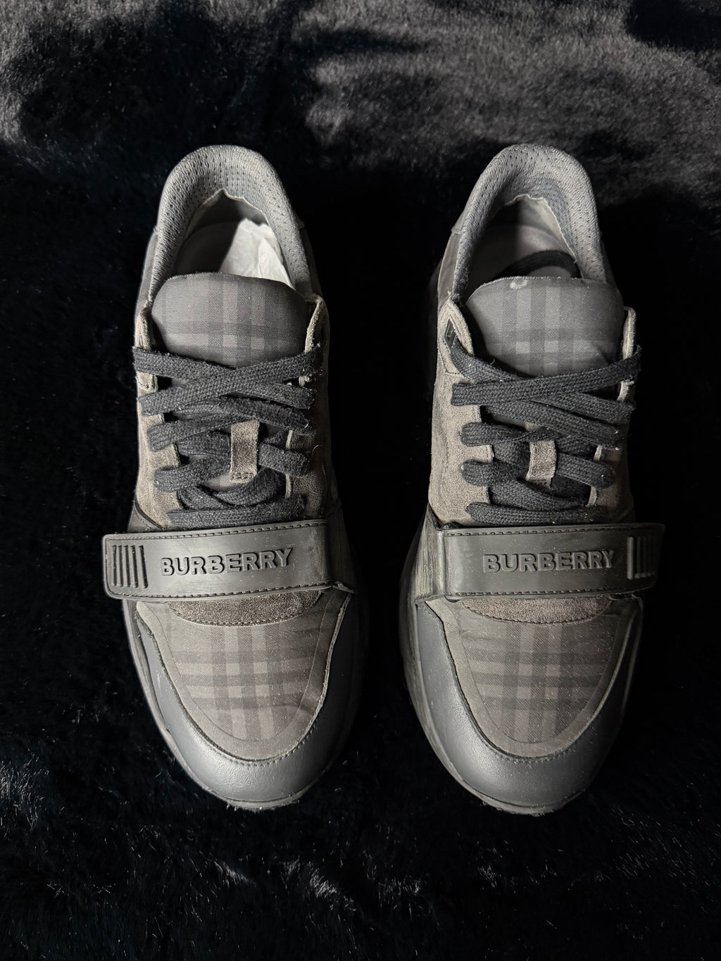 Burberry Ramsey Black Size 43.5