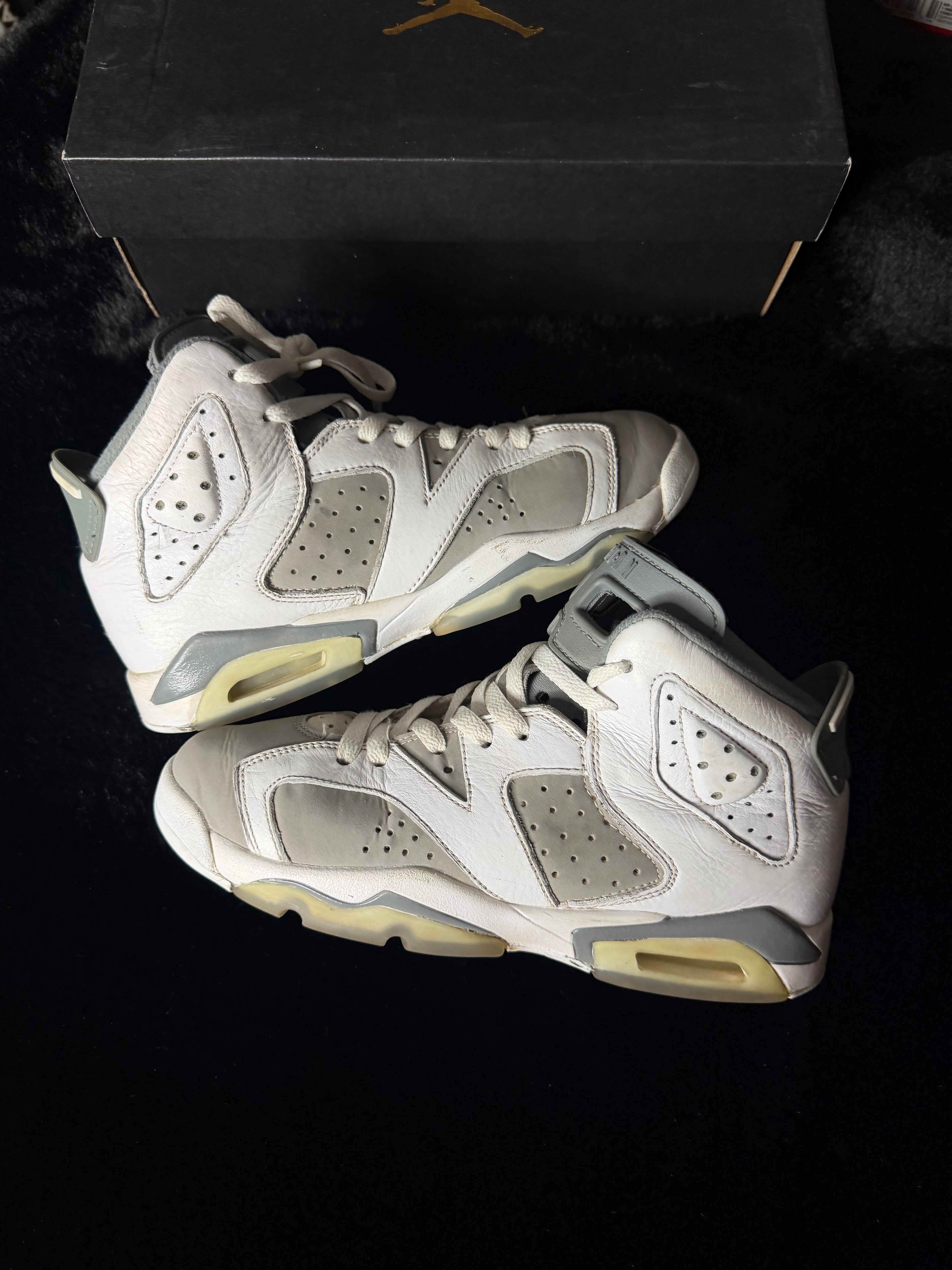 Jordan 6 size 6