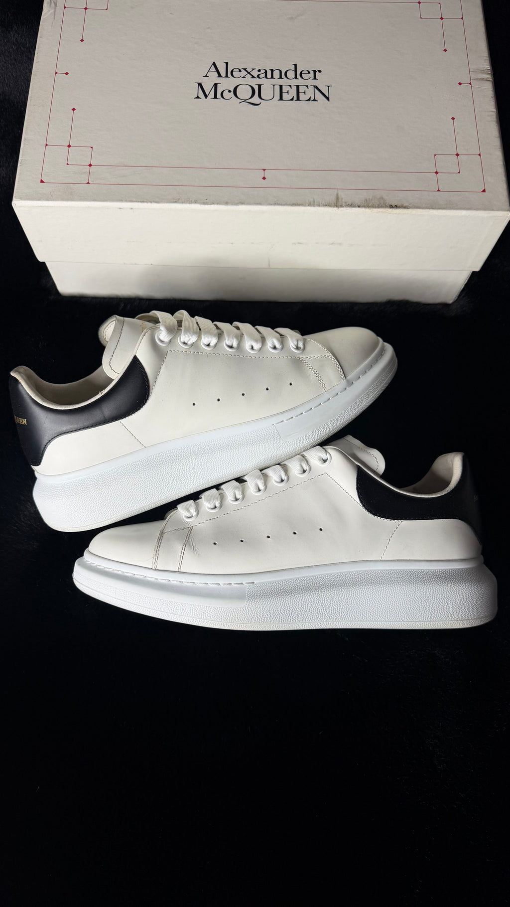 Alexander Mcqueen White/Black Size 43 & 45