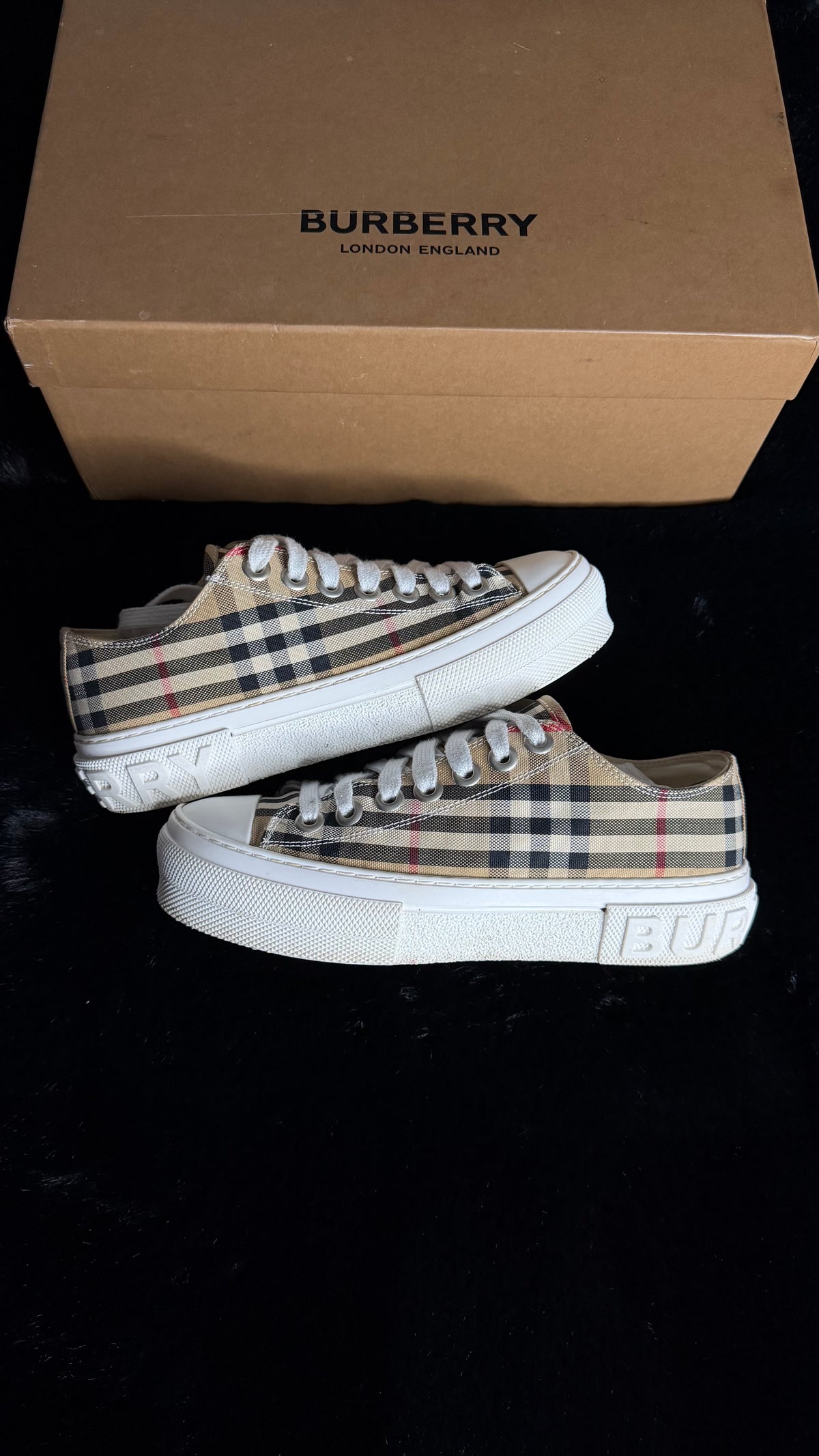 Burberry Check OG Size 36.5 & 38