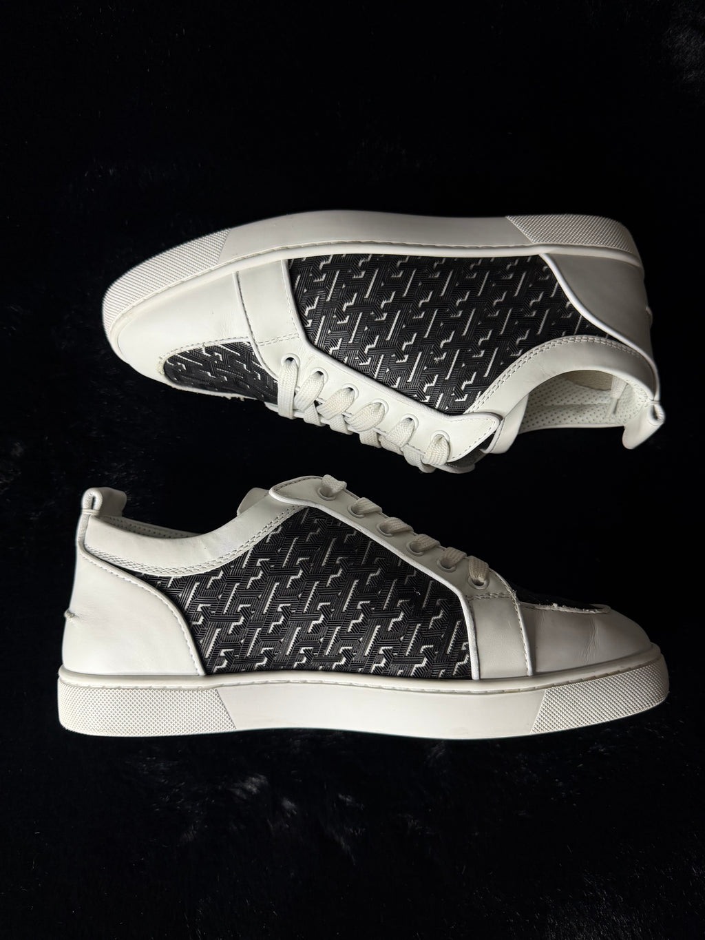 Christian Louboutin Low Size 43