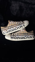 Burberry Converse Size 42